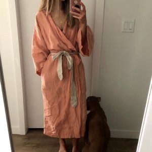 Deiji Studio linen robe in Apricot